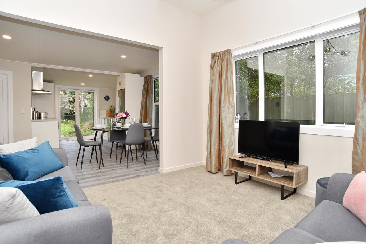Albemarle Villa - Christchurch Holiday Homes Exterior photo