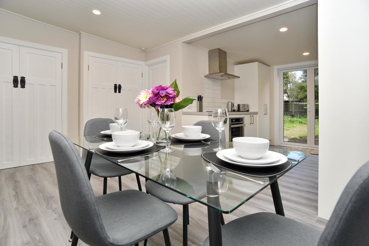Albemarle Villa - Christchurch Holiday Homes Exterior photo